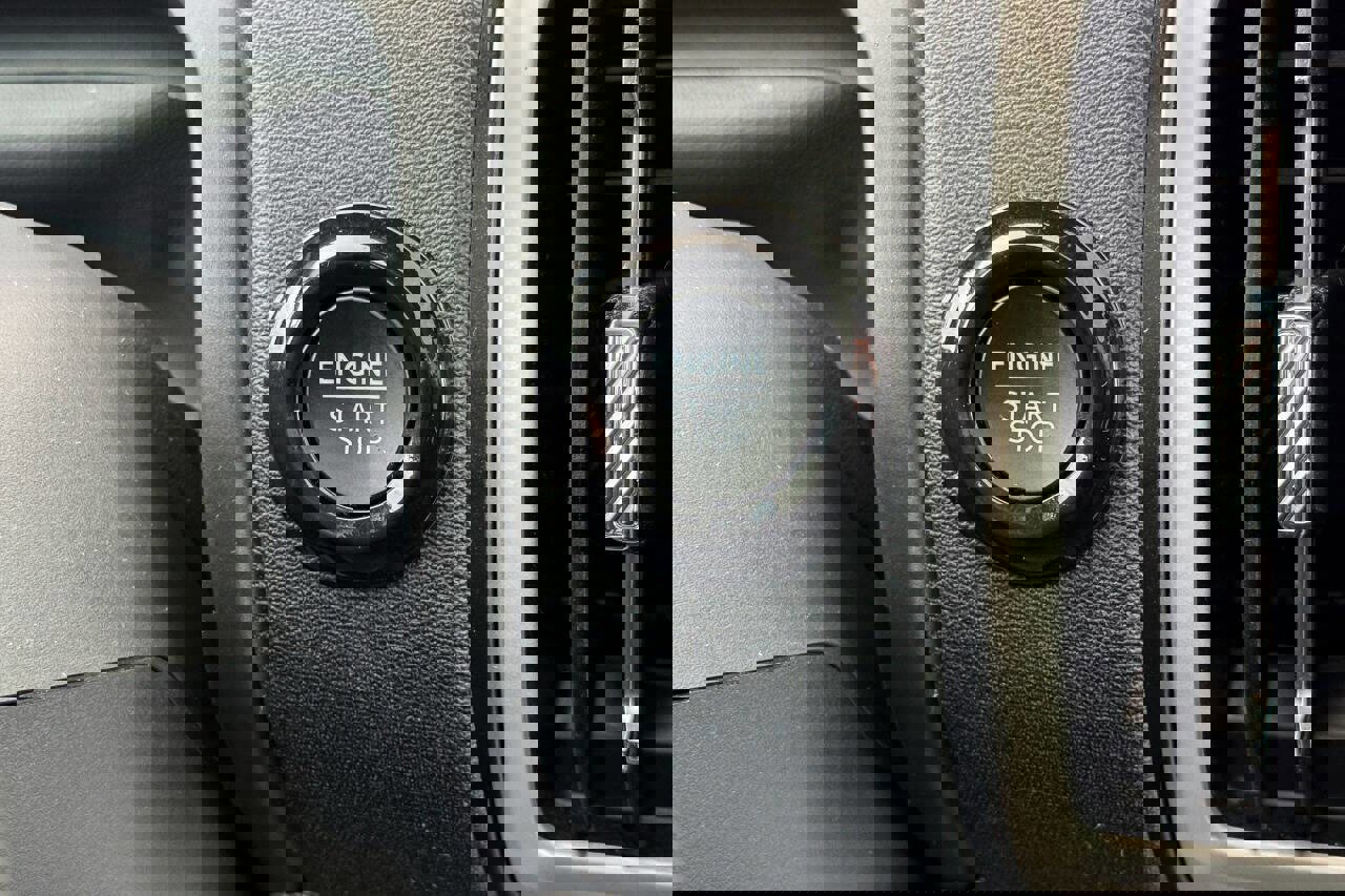 Used 2025 Ford Expedition Max Active image 35