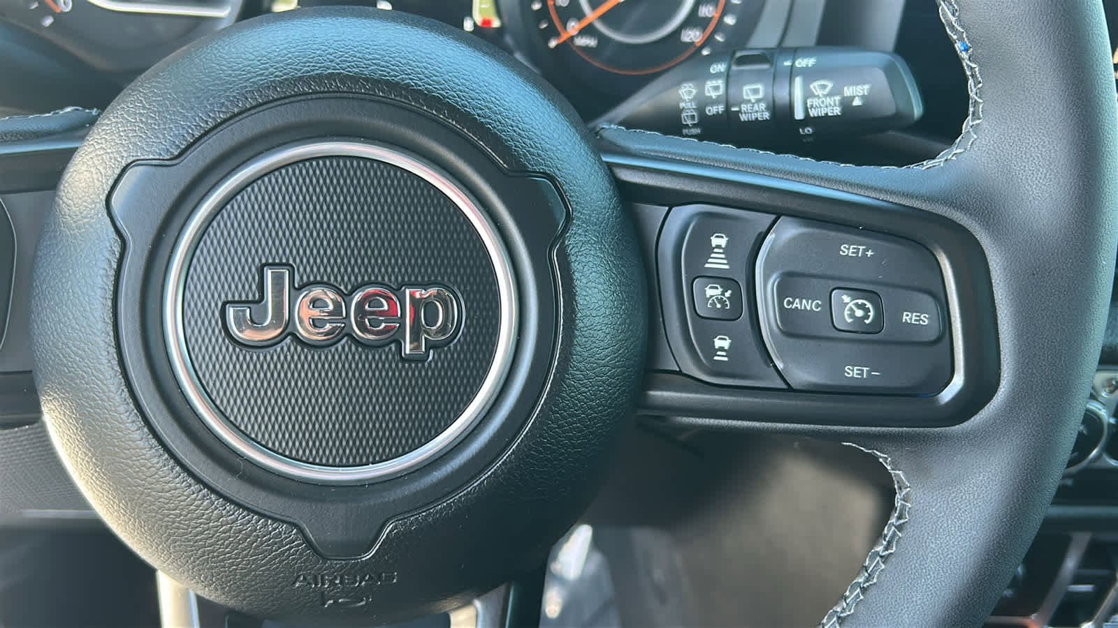 Used 2025 Jeep Wrangler Unlimited Sport AWD/4WD image 20