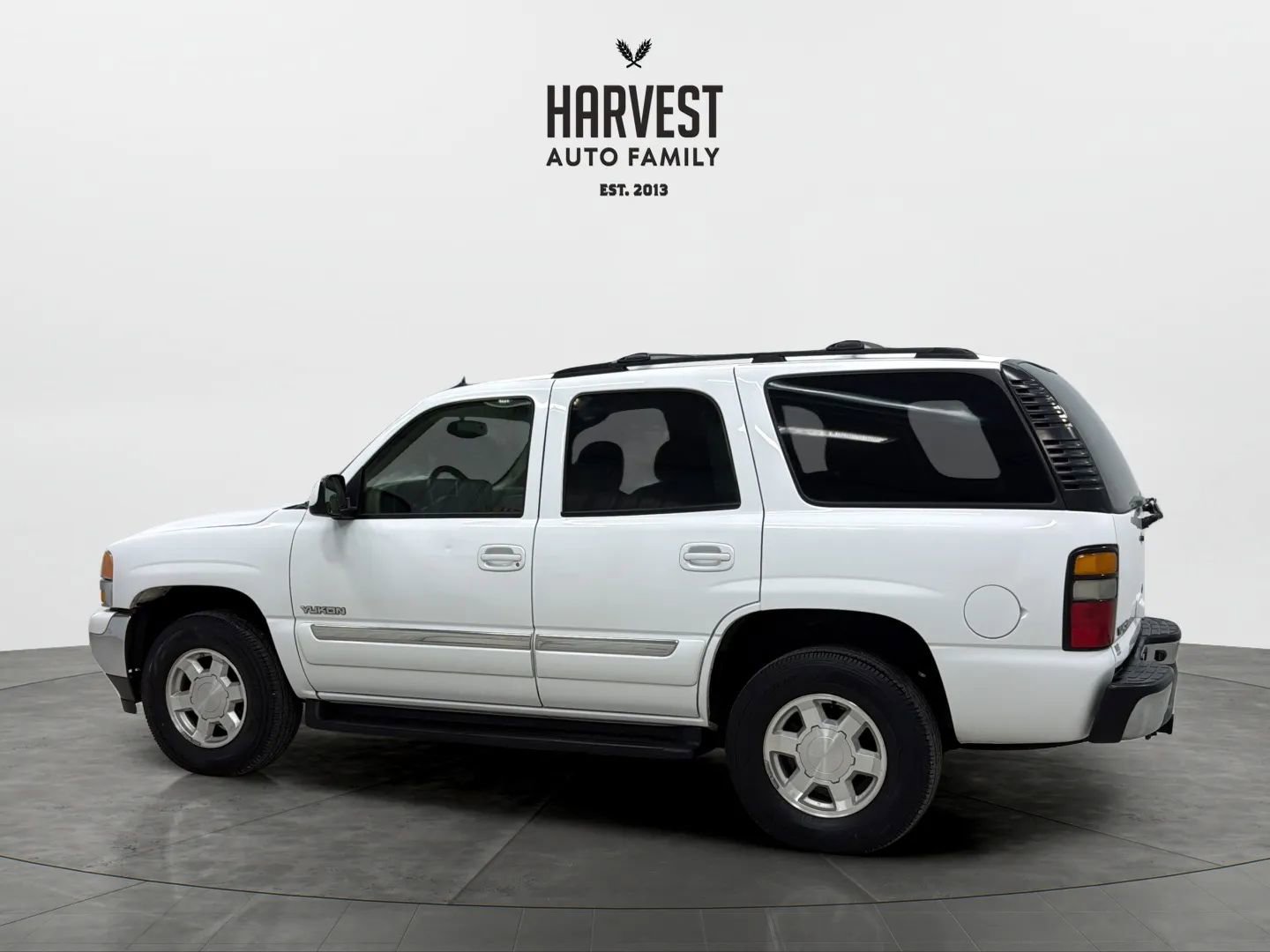 Used 2005 GMC Yukon SLT w/ SLT Preferred Equipment Group AWD/4WD image 3