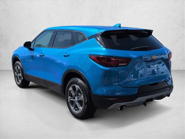 Used 2025 Chevrolet Blazer LT FWD image 9