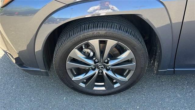 Used 2024 Lexus UX 250h F Sport image 8