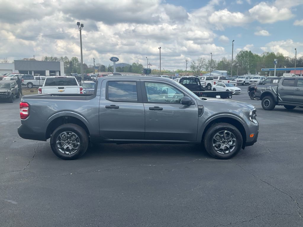 New 2026 Ford Maverick XLT image 4