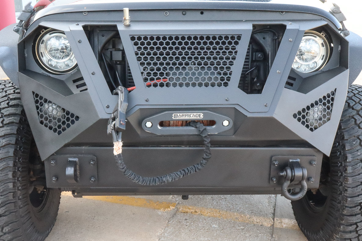 Used 2018 Jeep Wrangler Unlimited Rubicon w/ Connectivity Group AWD/4WD image 13
