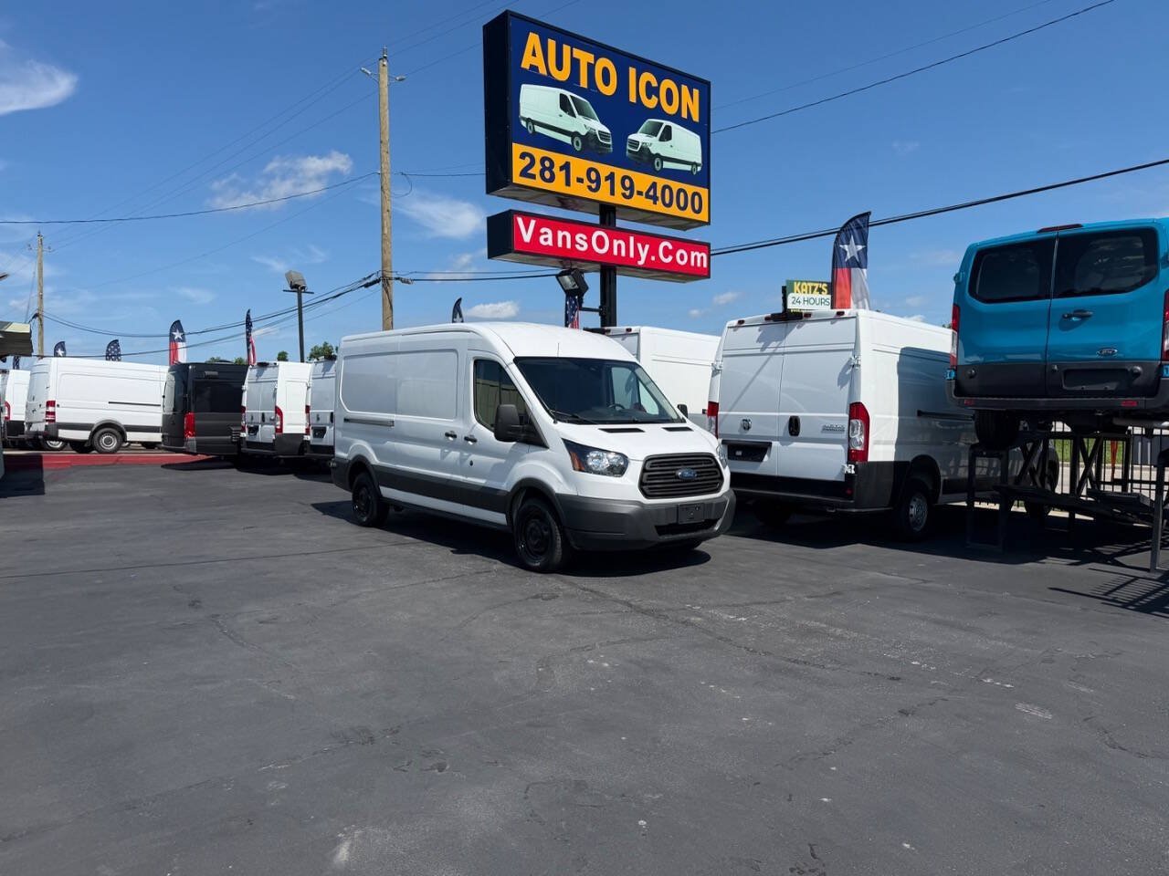 Used 2015 Ford Transit 150 148 Medium Roof RWD image 22