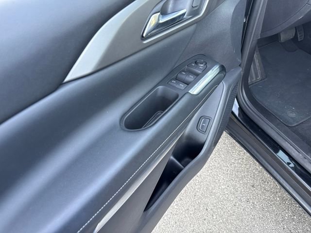 Certified 2024 Chevrolet Traverse LT image 11