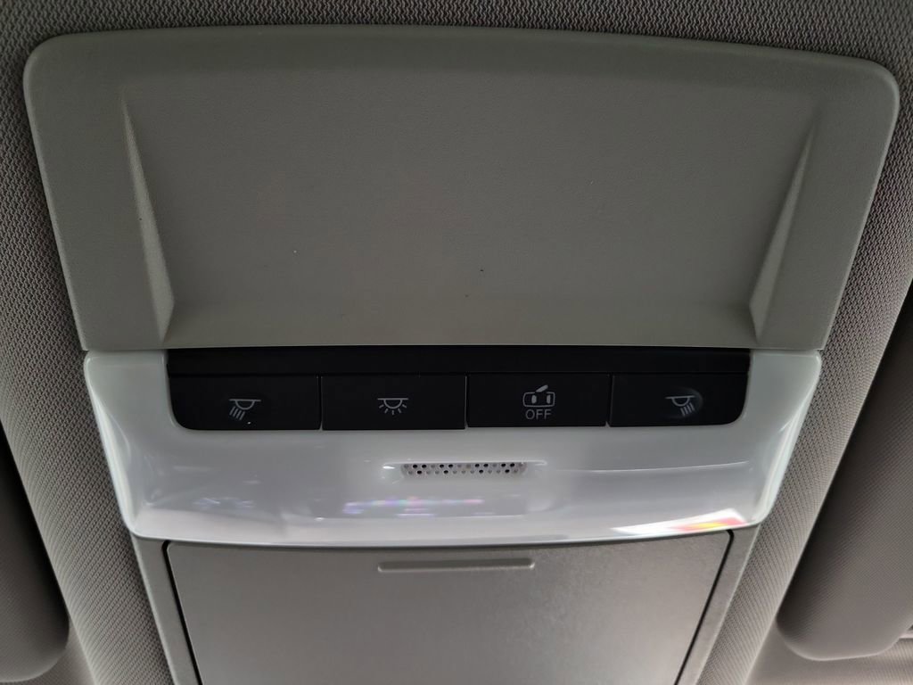 Used 2023 Nissan Rogue S FWD image 20
