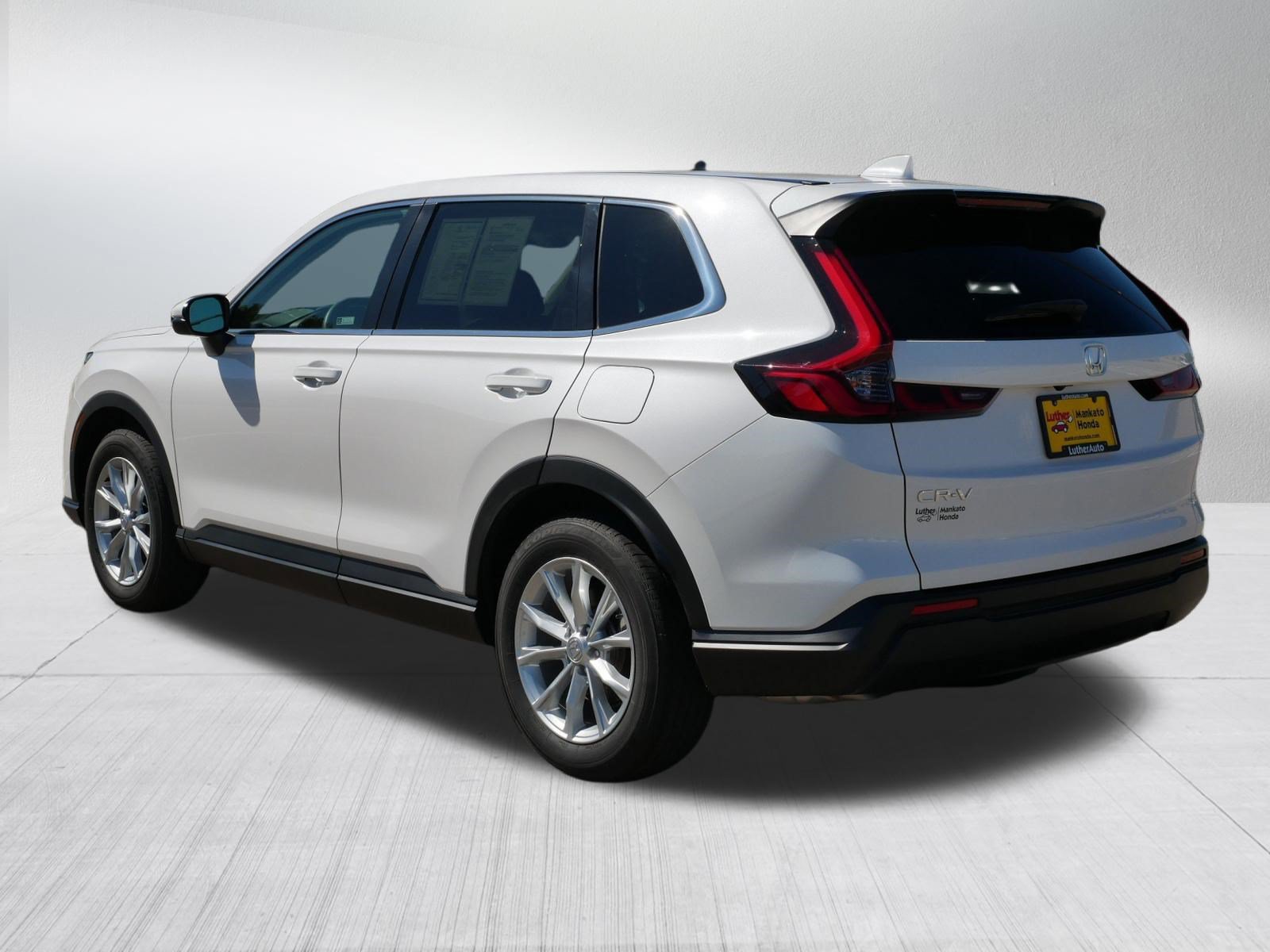 Certified 2025 Honda CR-V EX image 5