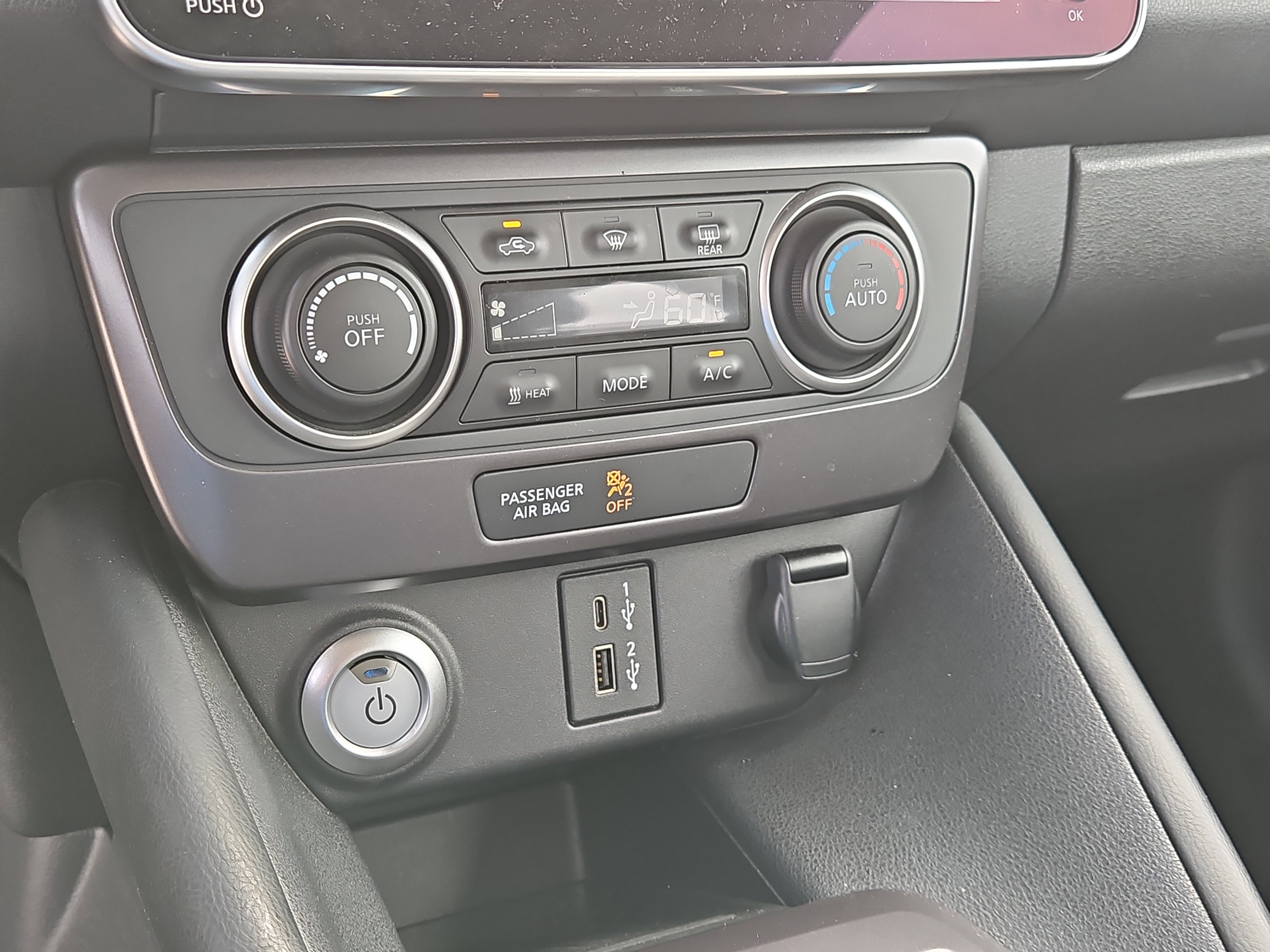 Used 2025 Nissan Leaf S image 23