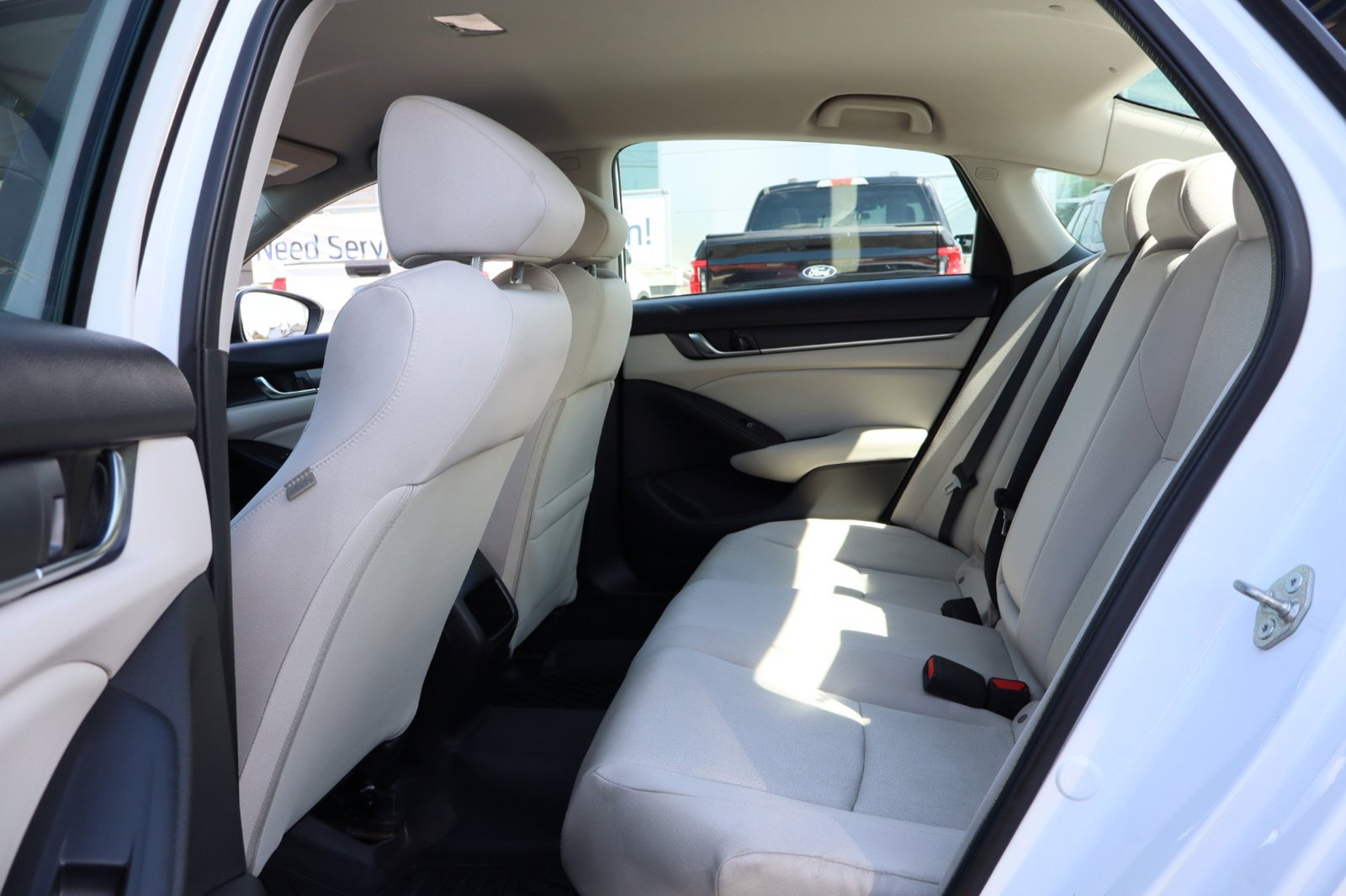 Used 2018 Honda Accord LX image 27