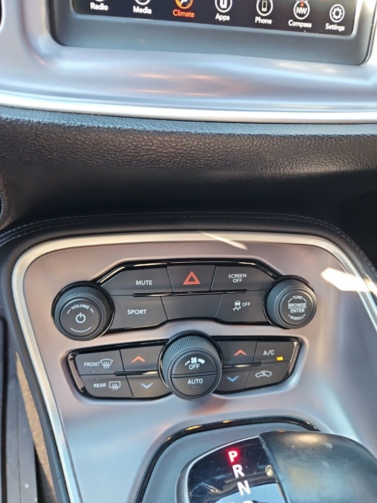 Used 2019 Dodge Challenger SXT RWD image 18