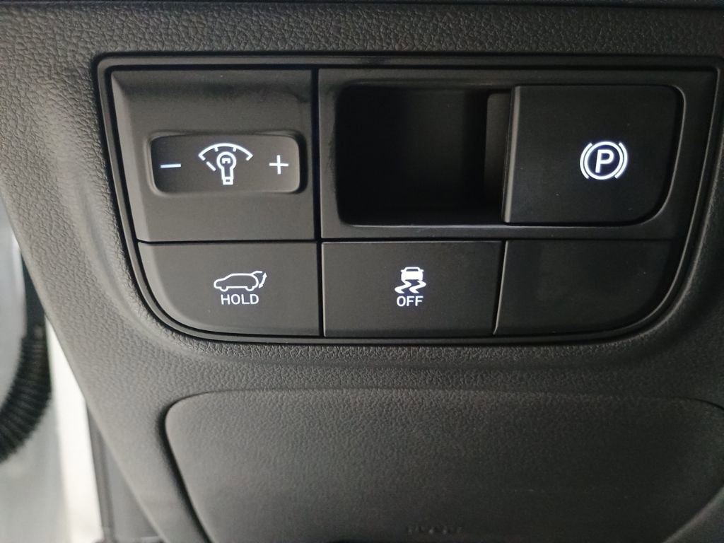 New 2025 Hyundai Tucson Limited image 15