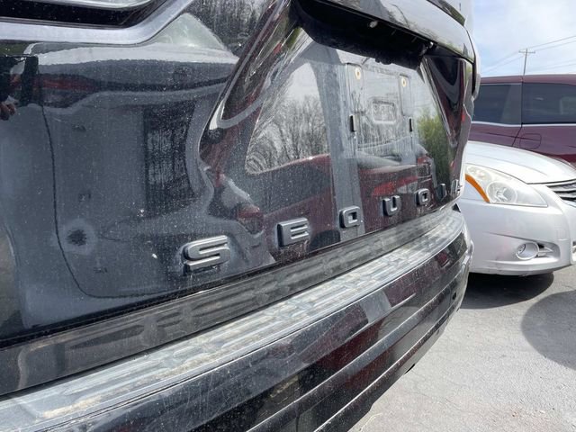 Used 2024 Toyota Sequoia Platinum image 9