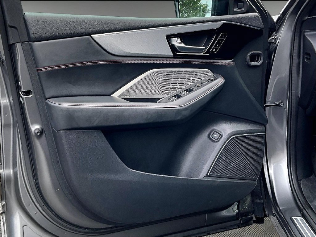 Used 2022 Acura MDX A-Spec AWD/4WD image 9