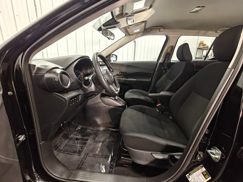 Used 2025 Nissan Kicks Play S FWD image 27