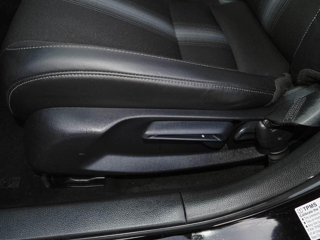 Used 2023 Honda Civic Sport image 23