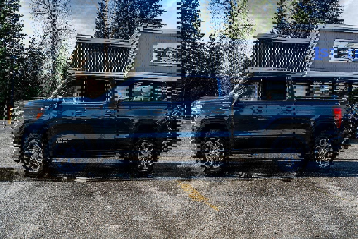 Used 2023 GMC Sierra 1500 SLE image 15