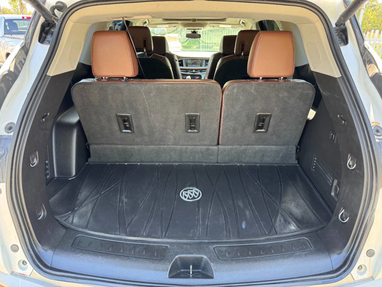 Used 2018 Buick Enclave Avenir w/ Avenir Technology Package image 14