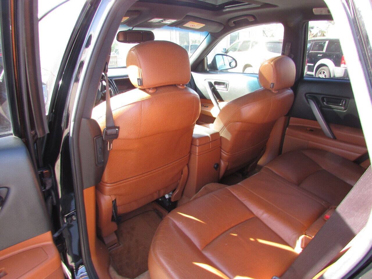 Used 2004 INFINITI FX35 2WD w/ Touring Pkg image 26