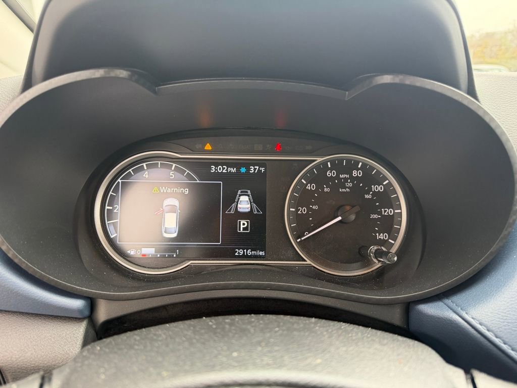 Certified 2025 Nissan Versa SV w/ Trunk Package image 14