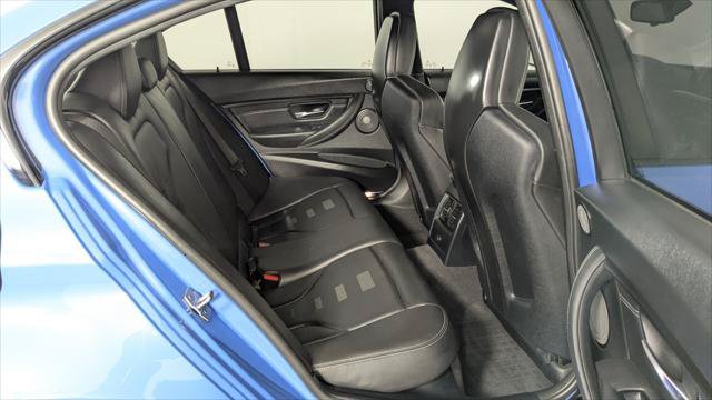 Used 2018 BMW M3 RWD image 18