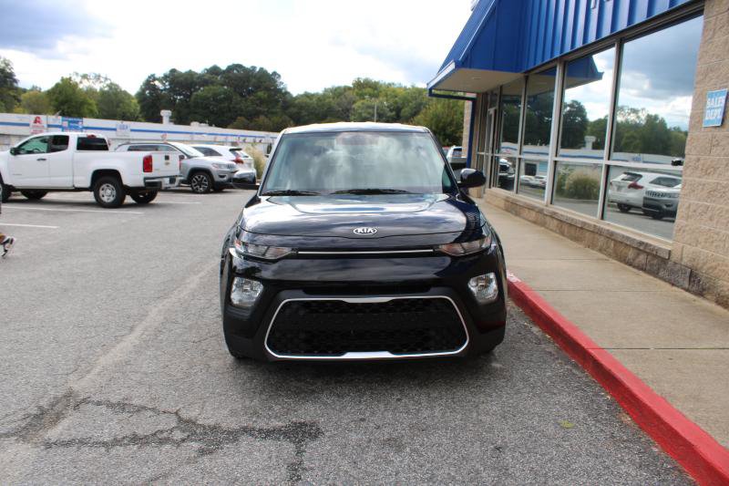 Used 2021 Kia Soul LX image 2