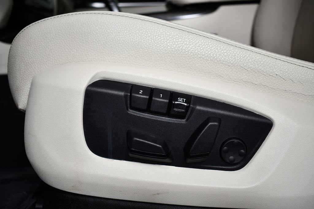 Used 2018 BMW X5 xDrive40e w/ Driving Assistance Package image 37