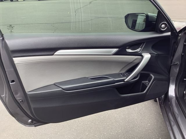 Used 2018 Honda Civic EX-L image 8