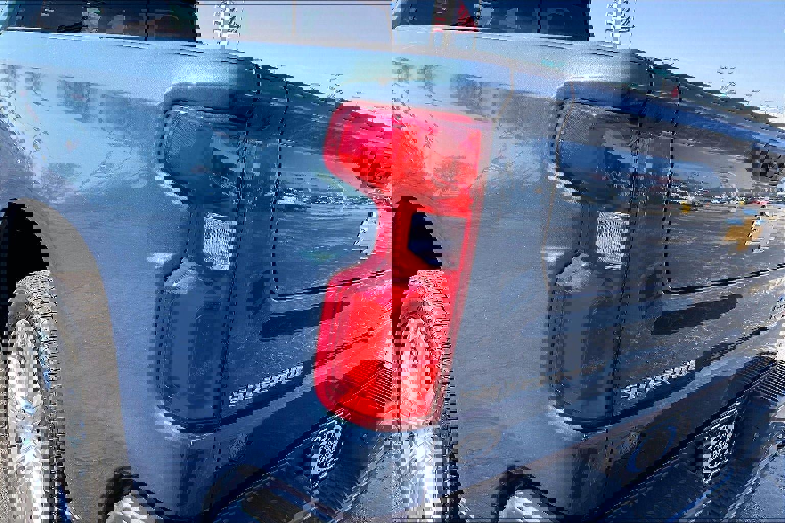 Used 2024 Chevrolet Silverado 1500 High Country image 28