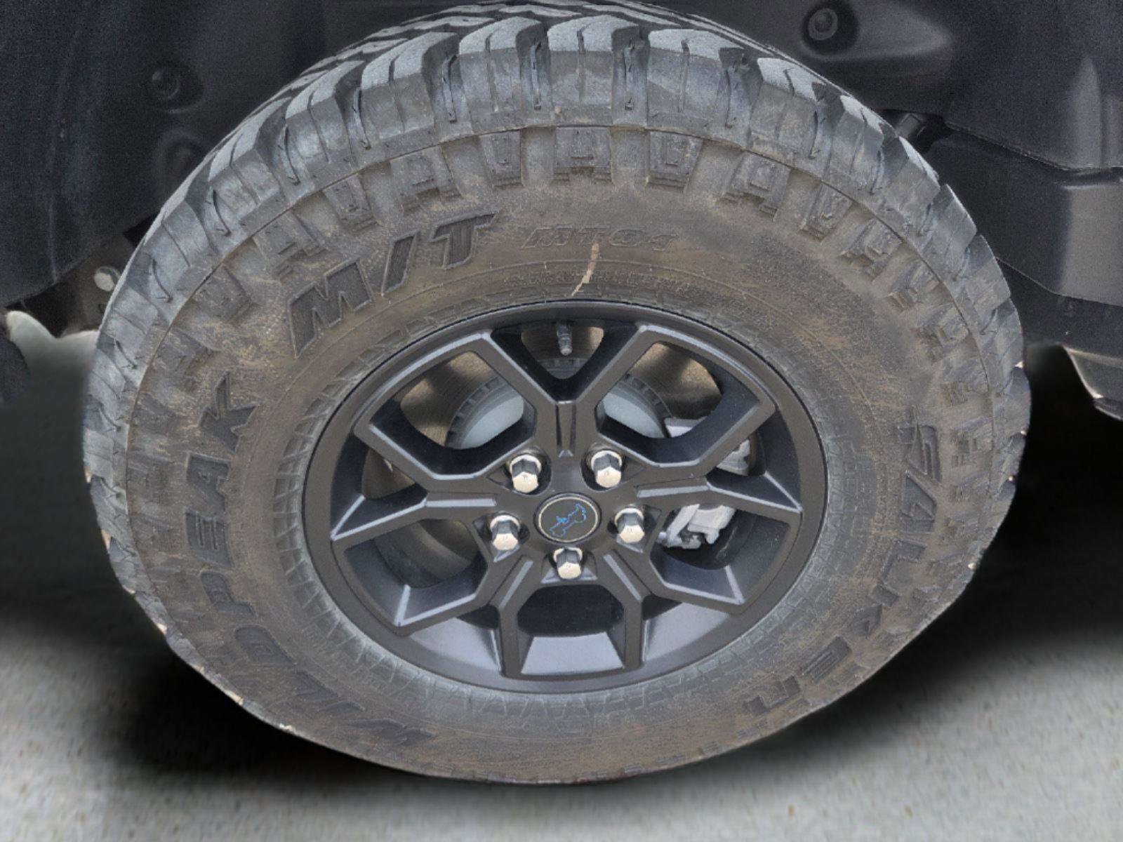 Used 2025 Jeep Wrangler Willys image 32