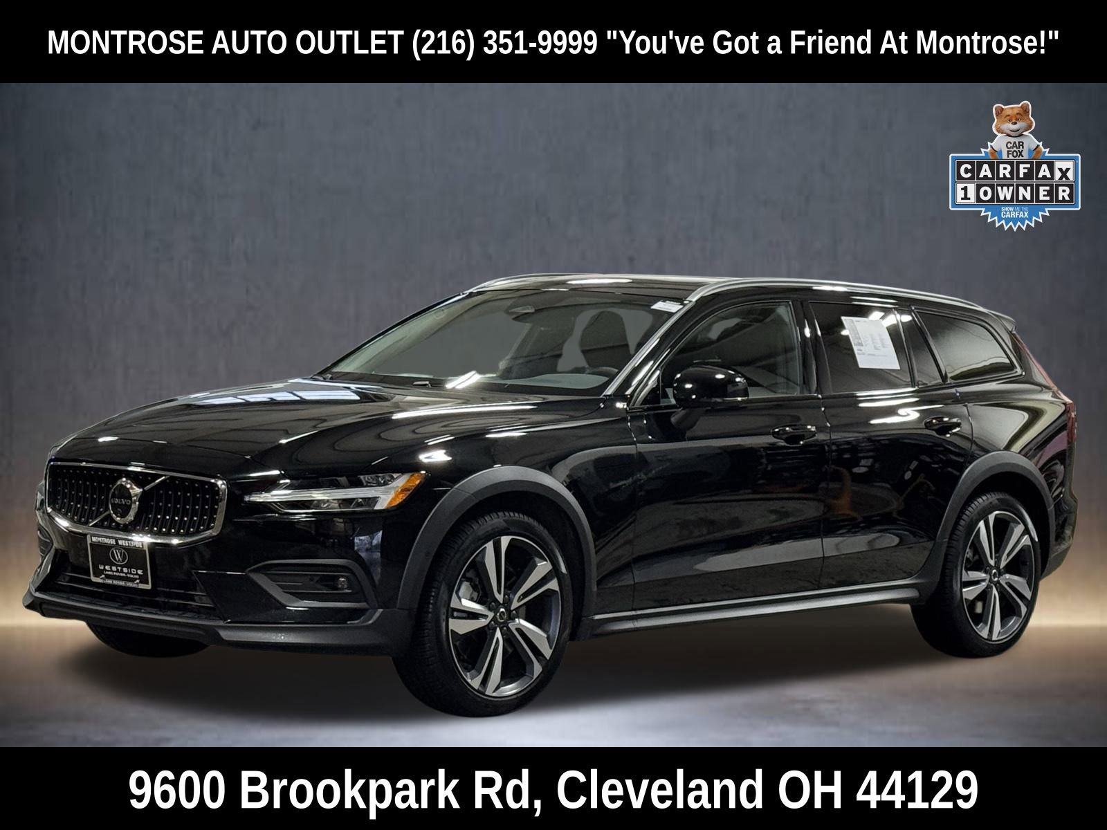 Used 2025 Volvo V60 B5 Cross Country Plus image 8