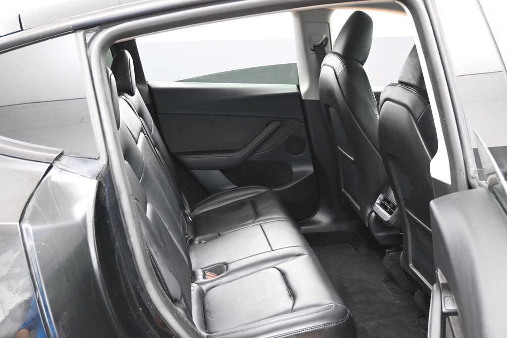 Used 2024 Tesla Model Y Performance AWD/4WD image 35
