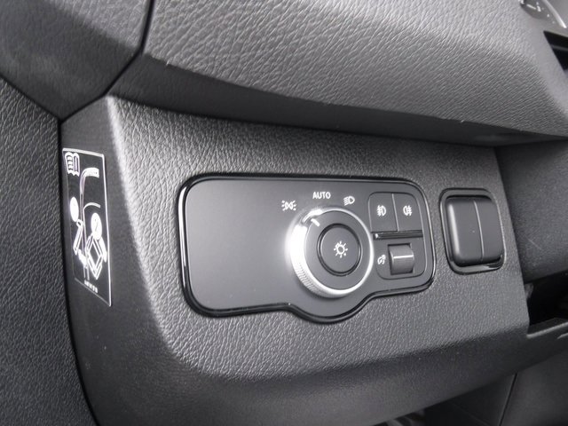 Used 2023 Mercedes-Benz Sprinter 3500 w/ Parking Package image 35