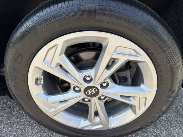 Used 2023 Hyundai Kona SEL w/ Cargo Package AWD/4WD image 8