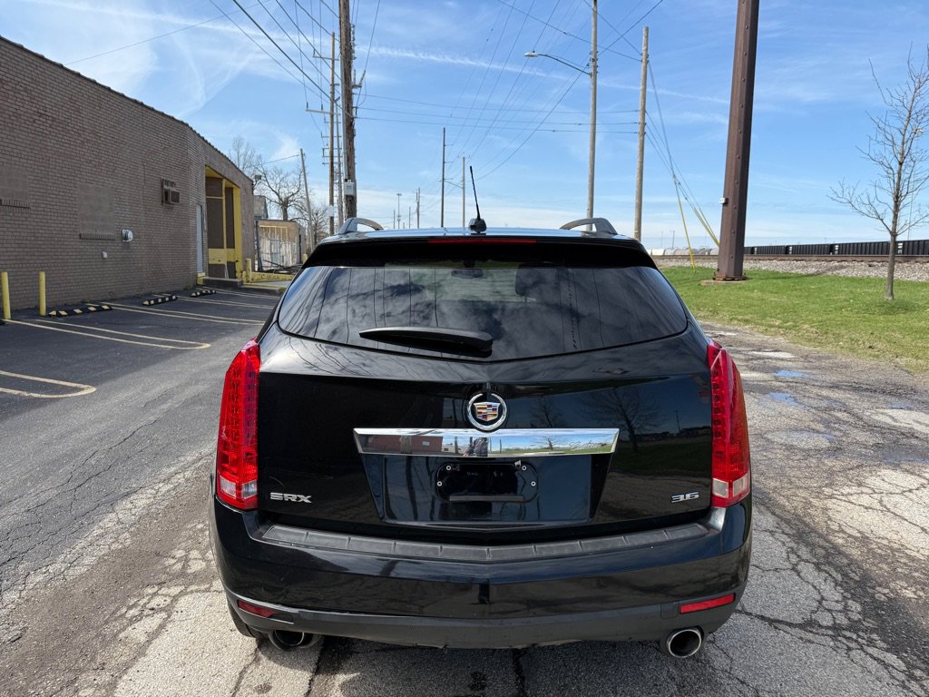 Used 2015 Cadillac SRX FWD image 4