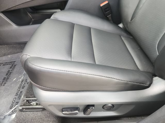Used 2026 Nissan Rogue Dark Armor FWD image 26