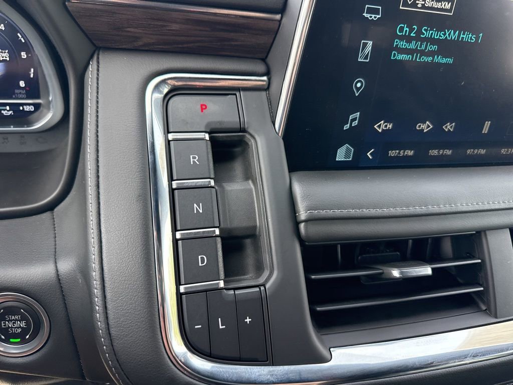 Used 2022 Chevrolet Tahoe Z71 w/ Luxury Package image 20