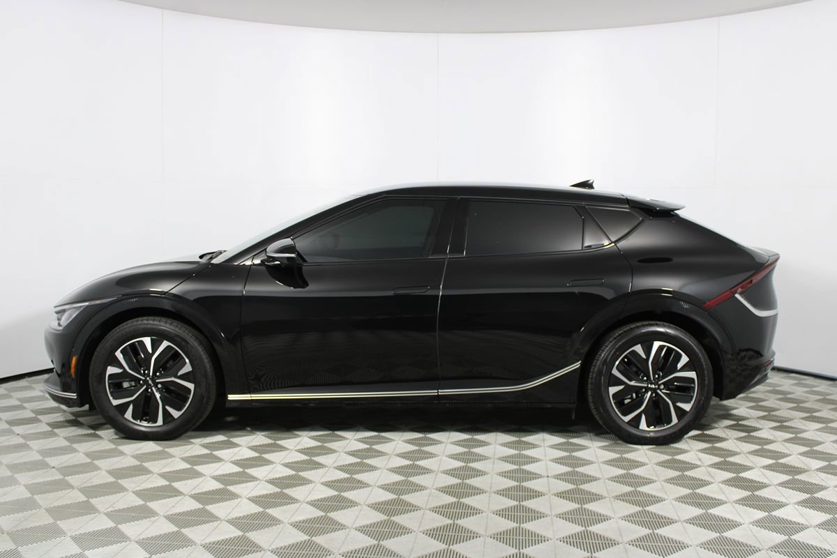 Used 2024 Kia EV6 Wind w/ Wind Technology Package RWD image 31