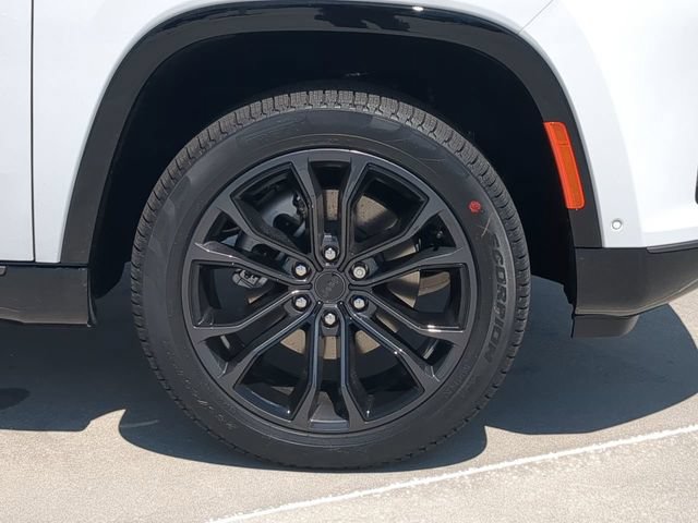 New 2026 Jeep Grand Wagoneer L Summit AWD/4WD image 11