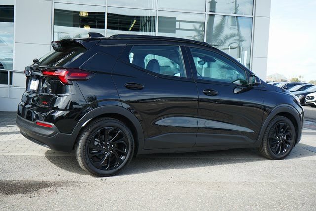 New 2027 Chevrolet Bolt RS w/ Technology Package FWD image 9