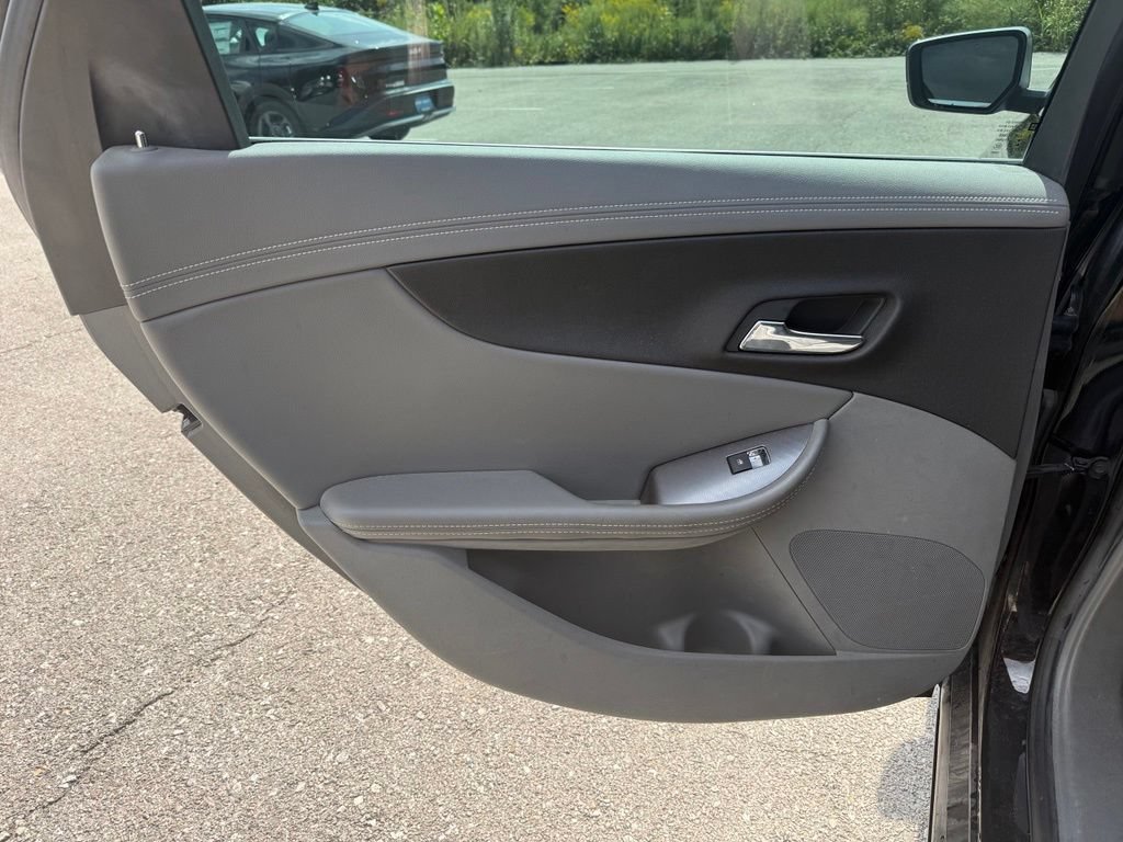 Used 2015 Chevrolet Impala LS FWD image 6