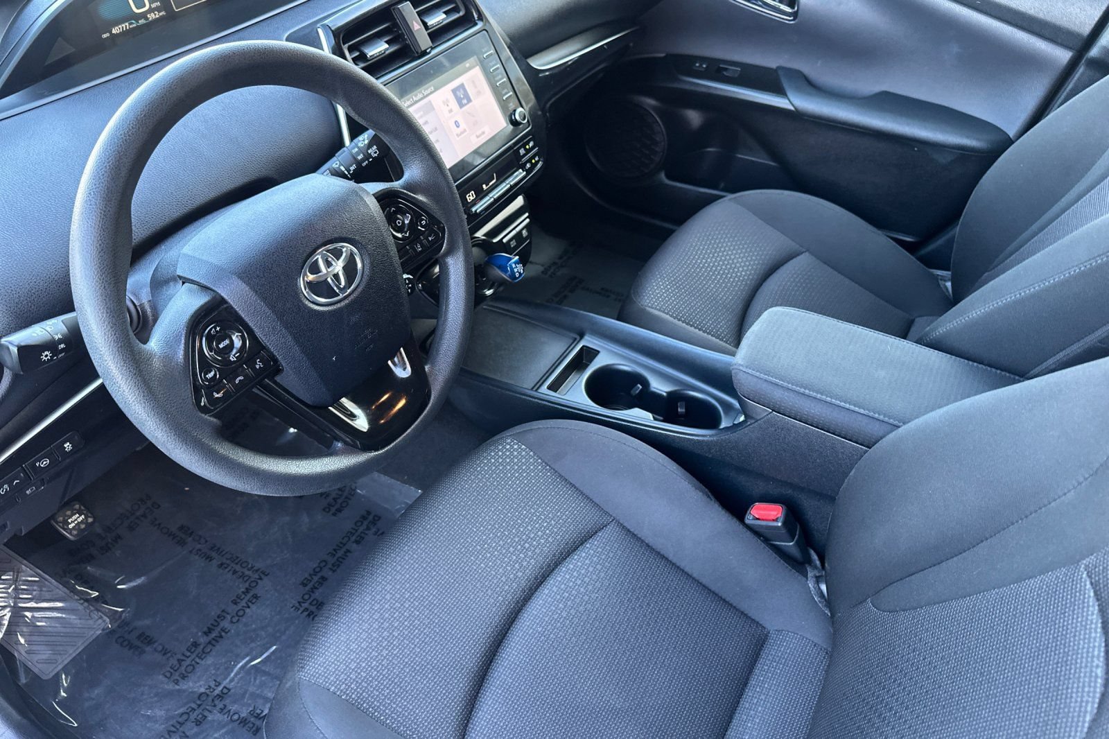 Certified 2020 Toyota Prius LE FWD image 10