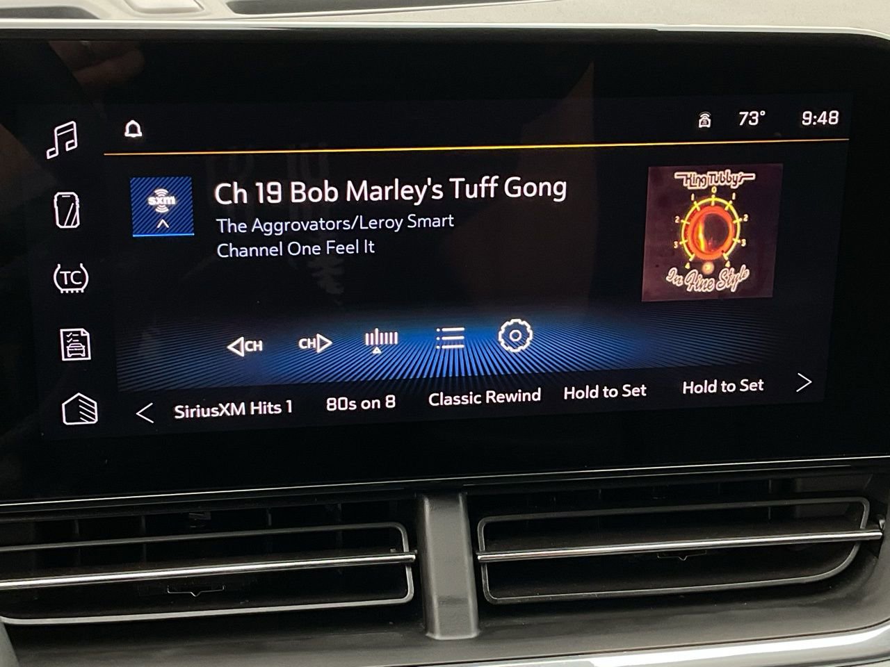 Used 2025 Chevrolet Trax LT w/ LT Convenience Package image 29