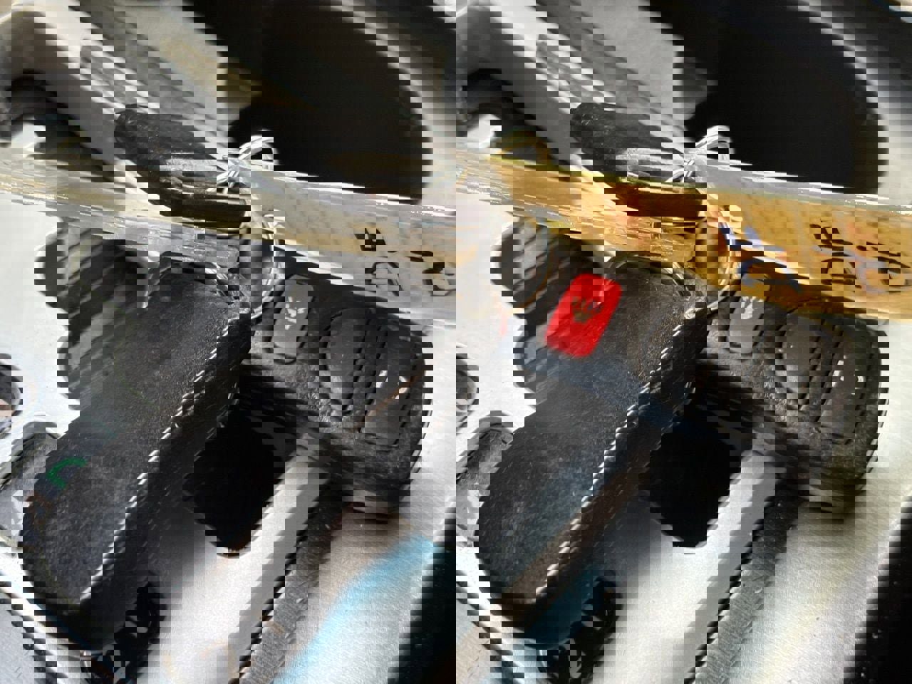 Used 2014 Nissan Titan SV w/ SV Value Truck Package image 37