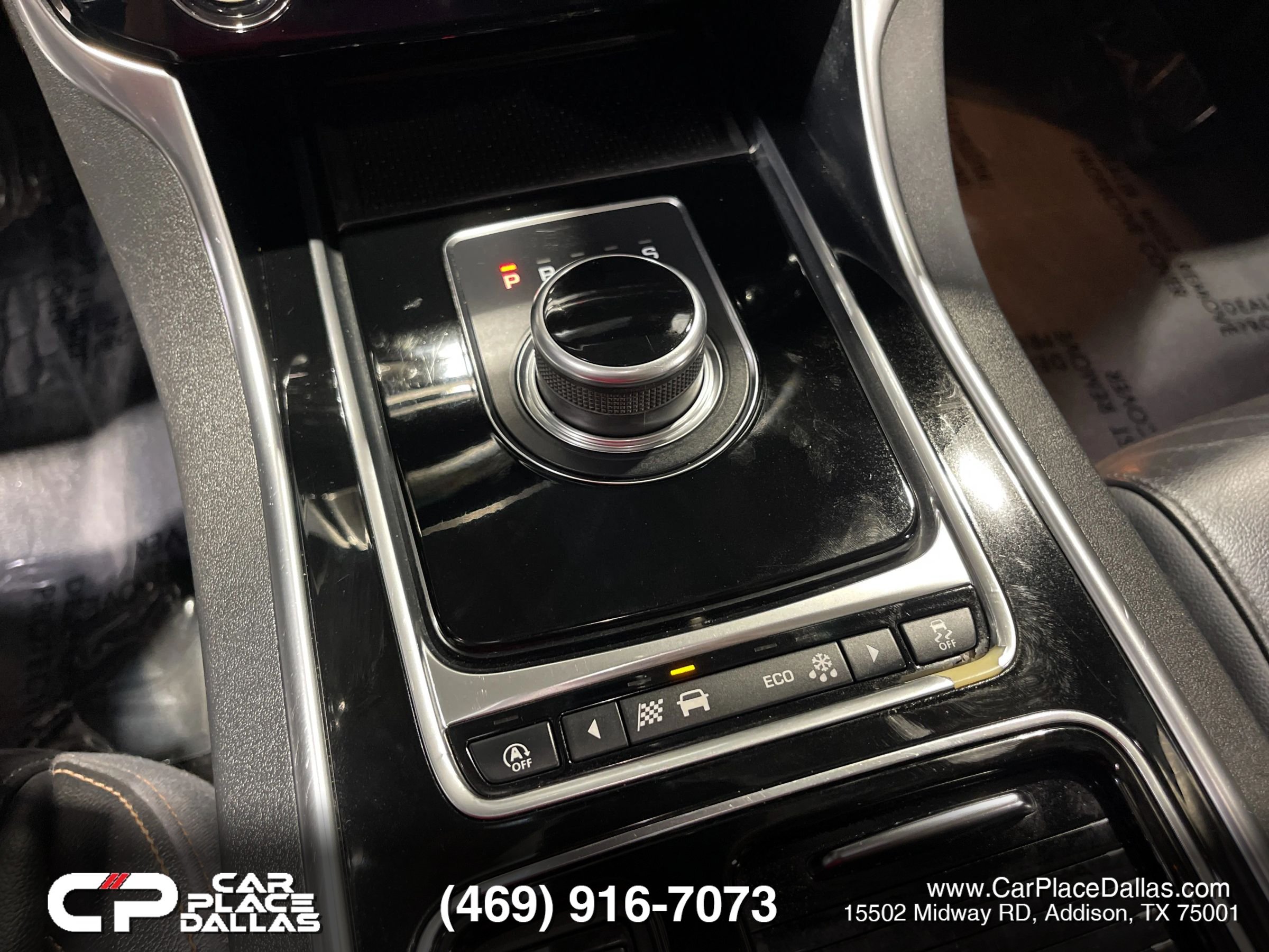 Used 2019 Jaguar XE Prestige RWD image 39