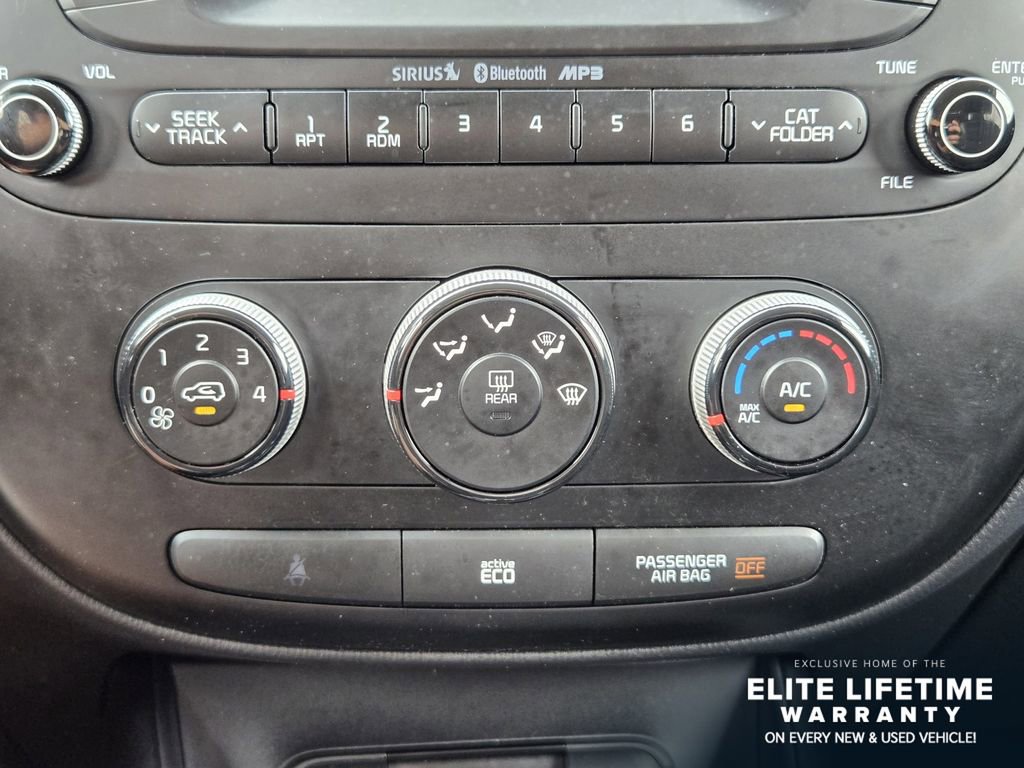 Used 2014 Kia Soul + FWD image 18