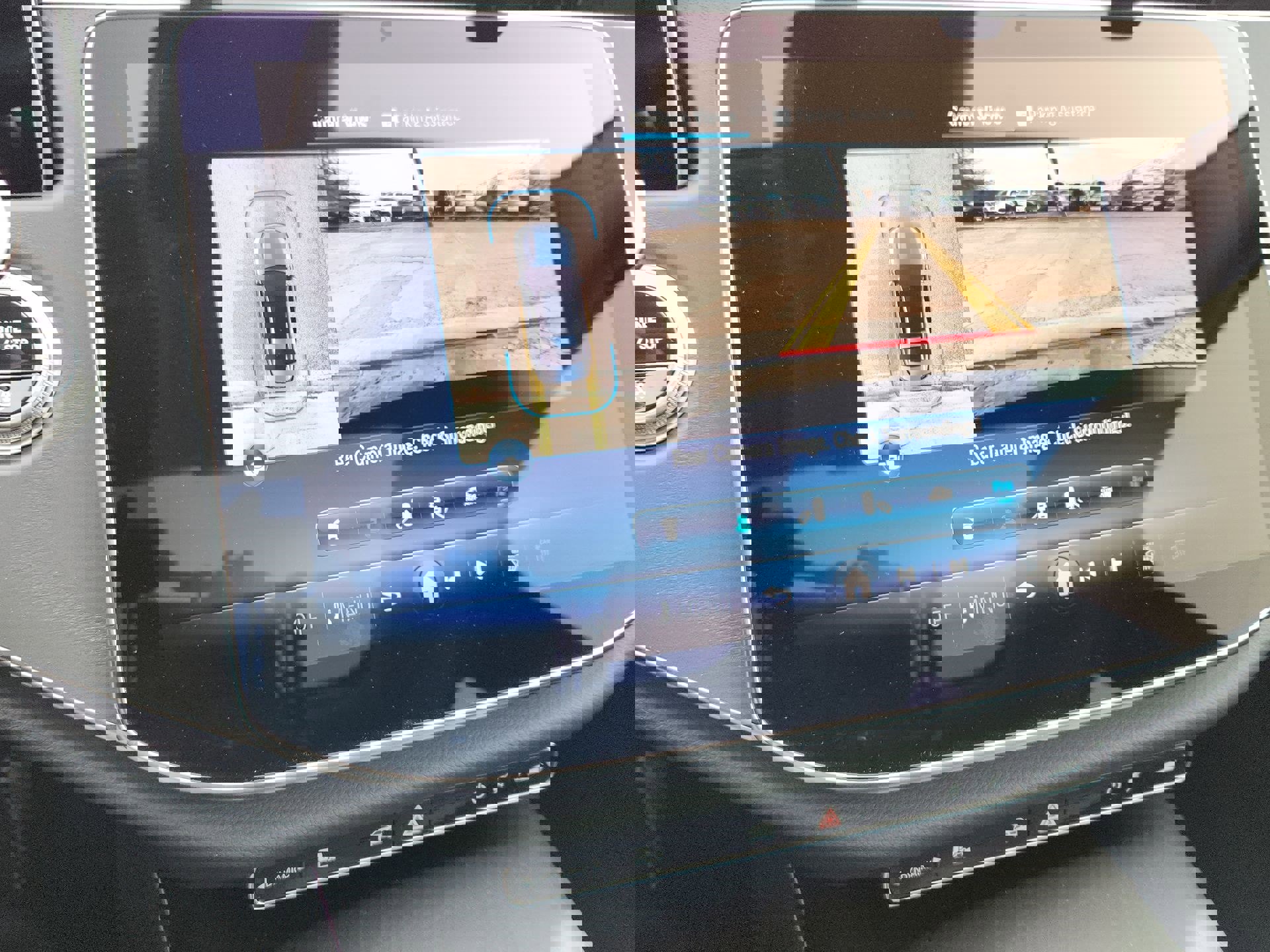 New 2025 Mercedes-Benz E 350 4MATIC Sedan image 18