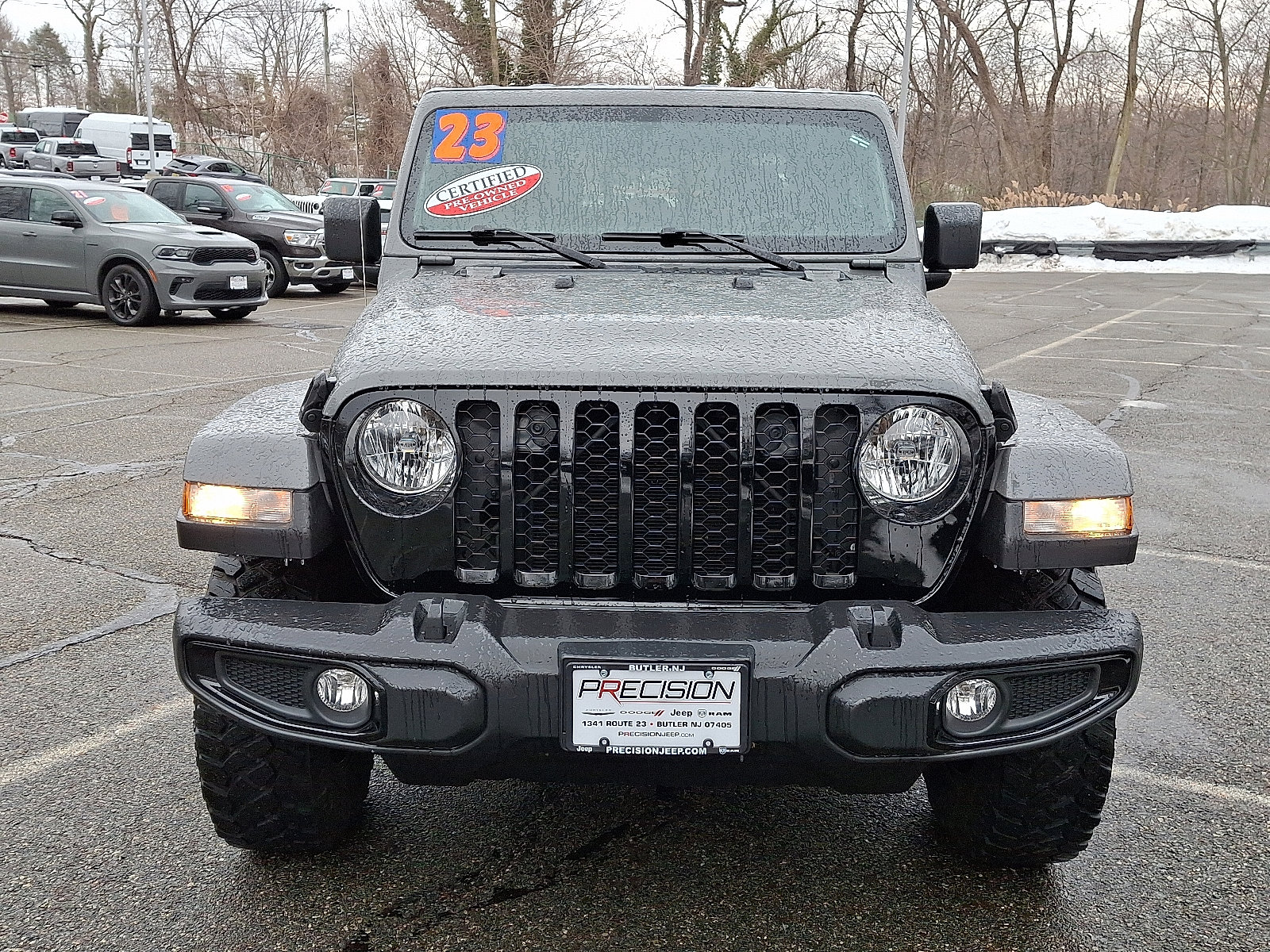 Certified 2023 Jeep Gladiator Willys image 3