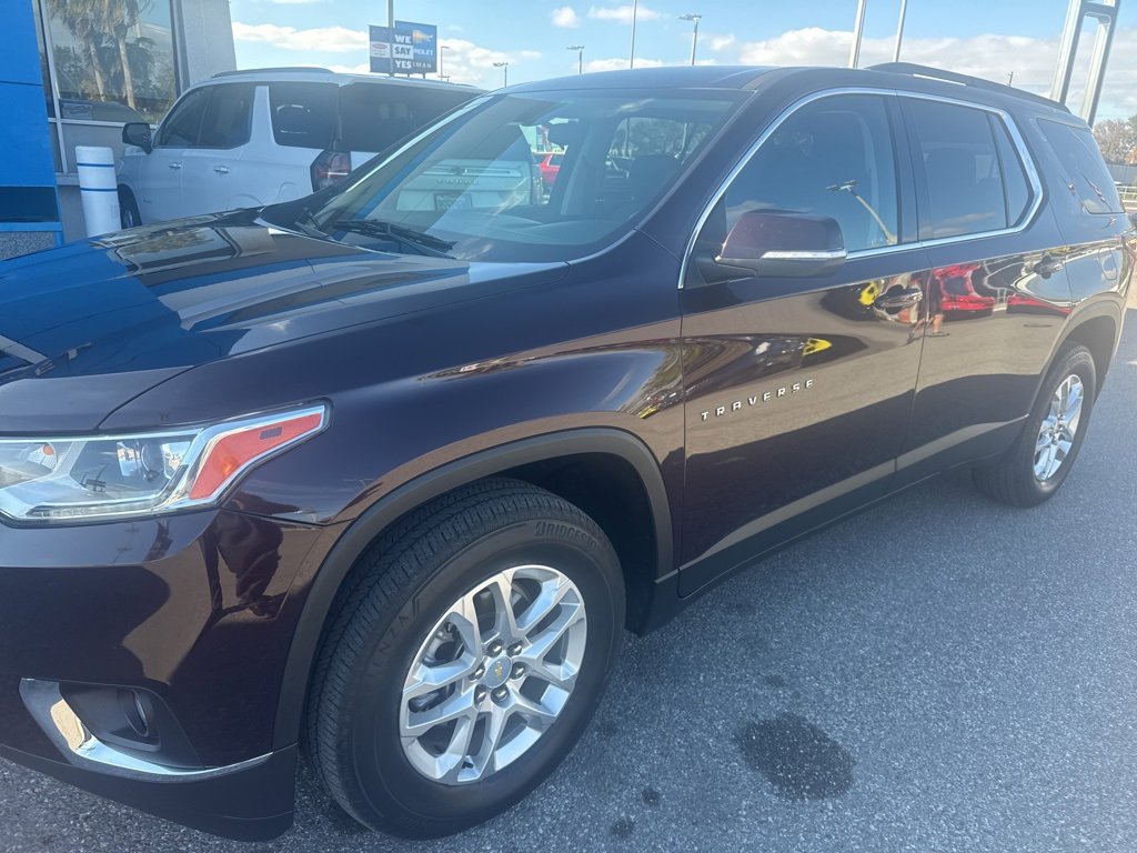 Used 2021 Chevrolet Traverse LT image 7