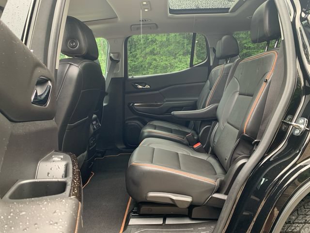 Used 2023 GMC Acadia AT4 w/ Technology Package AWD/4WD image 17
