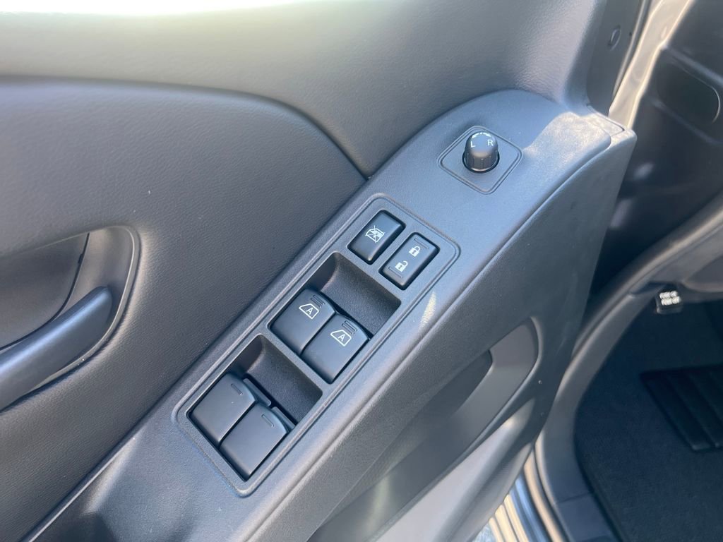 New 2026 Nissan Frontier SV w/ SV Convenience Package image 12